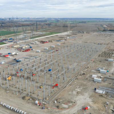 Au coeur du chantier : Un nouveau poste électrique « Flandre Maritime » proche de Dunkerque